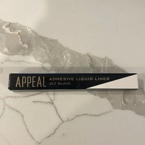 🌸5/$25🌸 Appeal adhesive liquid liner in jet black